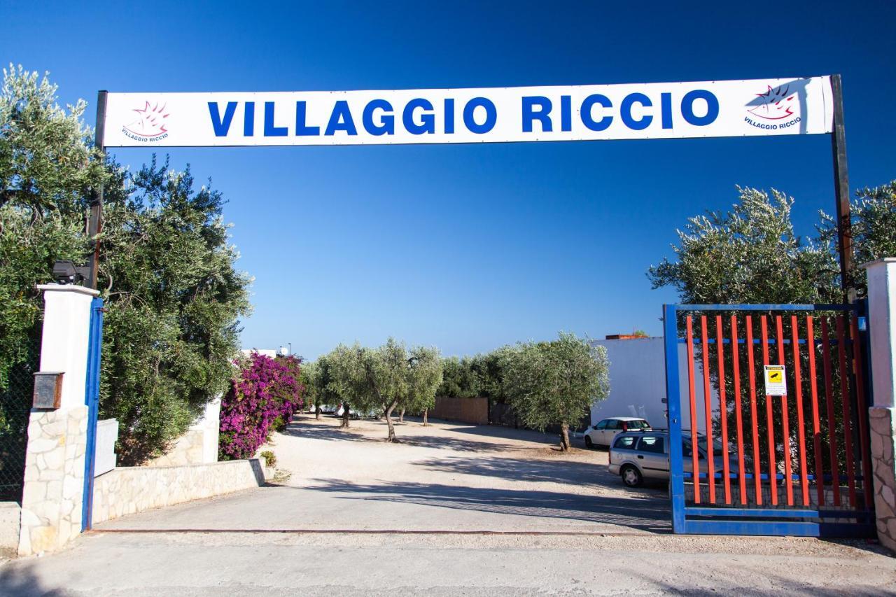 Apartments Villaggio Riccio Mattinata Eksteriør billede